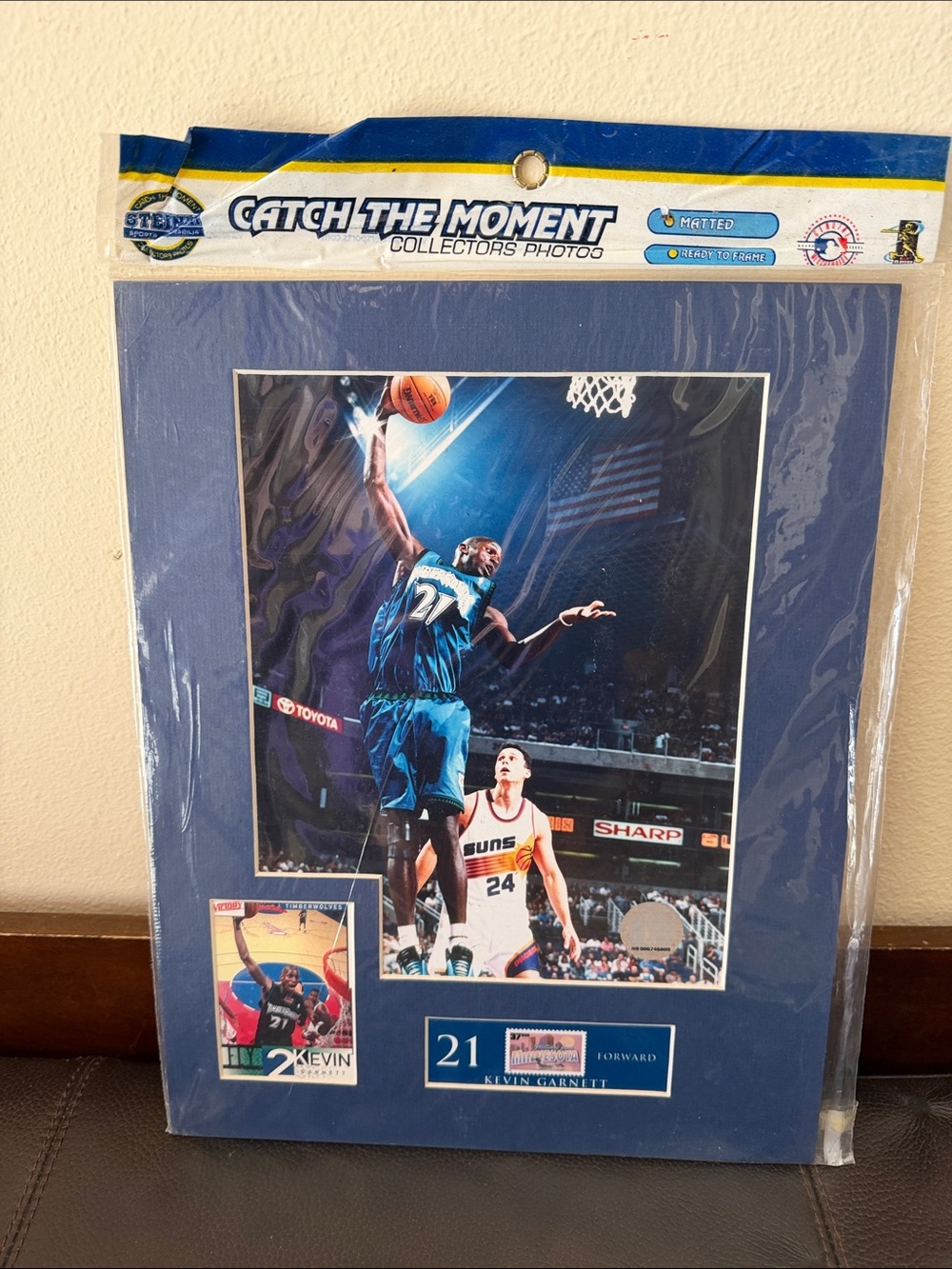 “Catch the Moment" Basketball Player Kevin Garnett Collectors Matted Photo Set